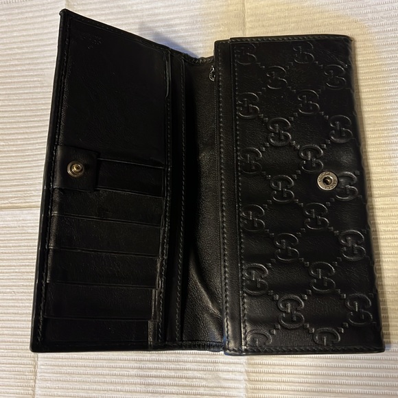 Gucci Wallet - Picture 2 of 4